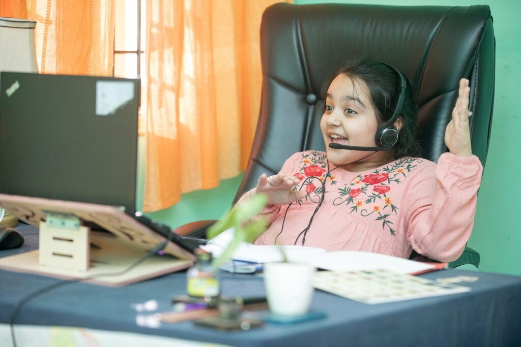 online school 6956161 1920